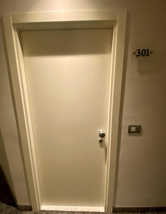 Hnn Luxury Apartments Генуя Екстер'єр фото